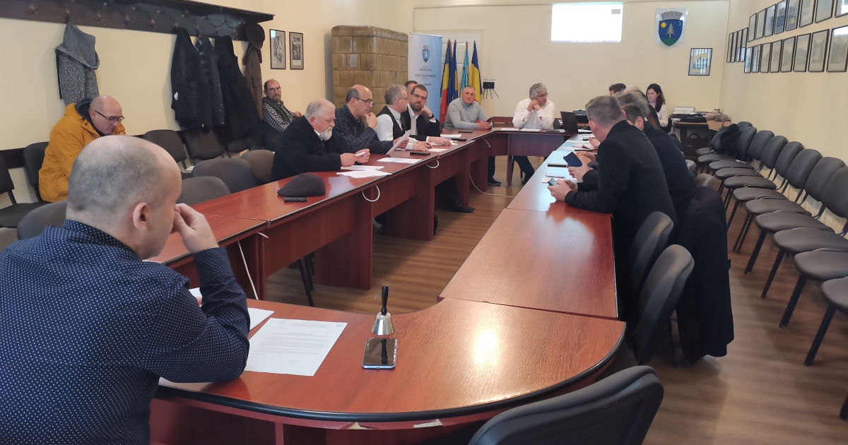 Roncsautóprogramot indítanak, ivóvízhálózatot bővítenek